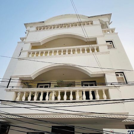 Hare Krishna Homes Jhalwa Allāhābād Junction Exteriér fotografie